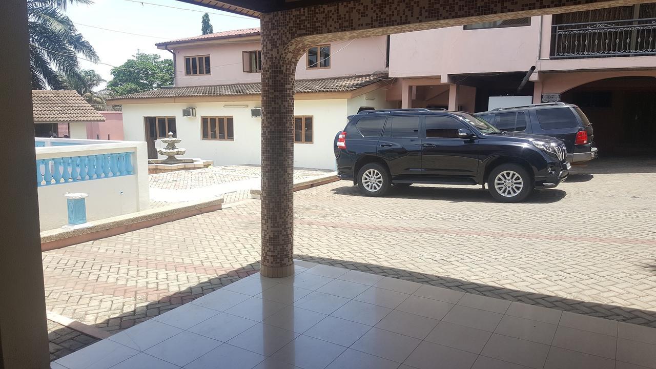 First Choice Hotel Accra Exteriér fotografie